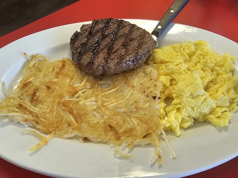 Bonny's Cafe food